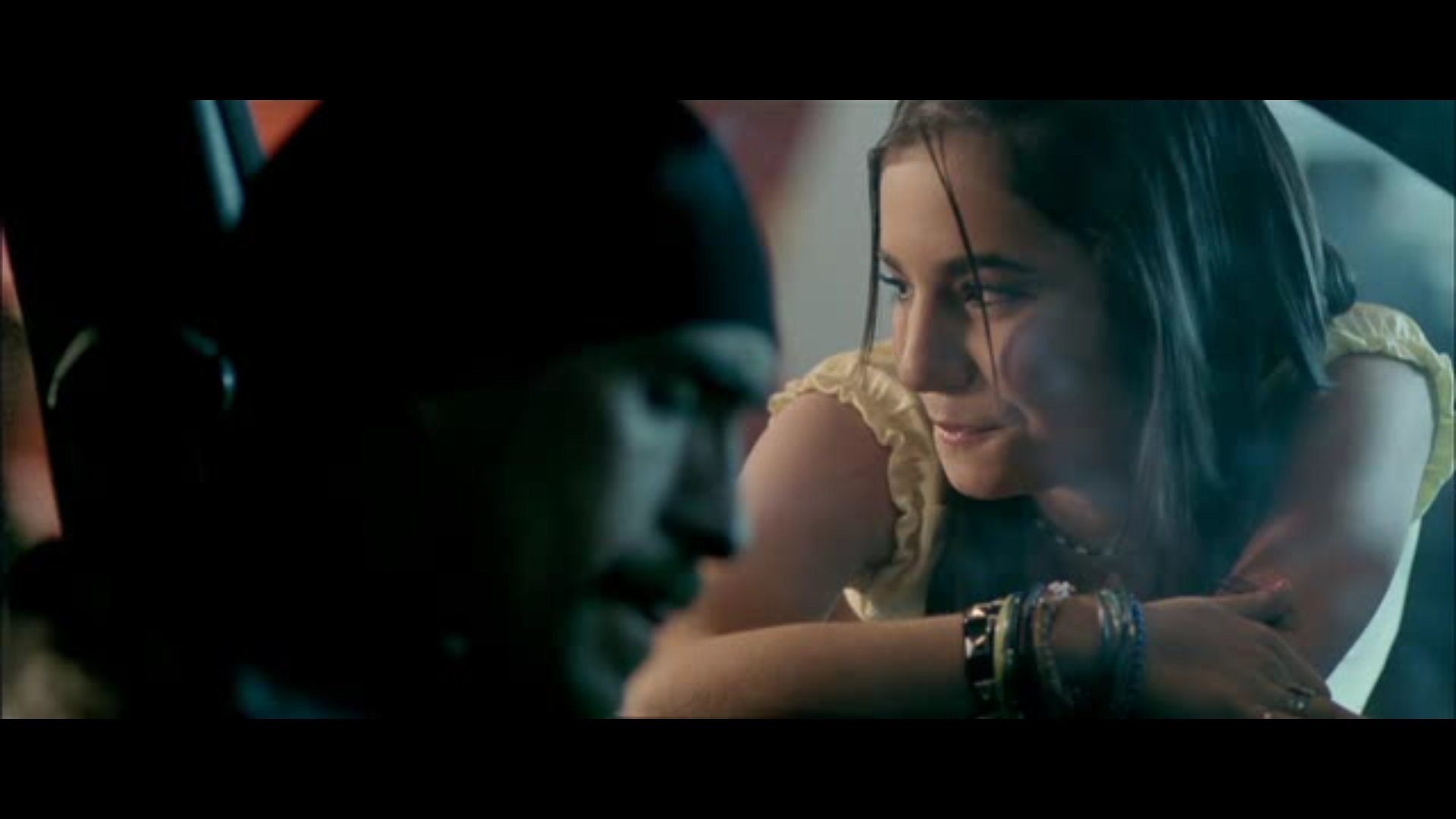Martha higareda fuera del cielo 02 9
