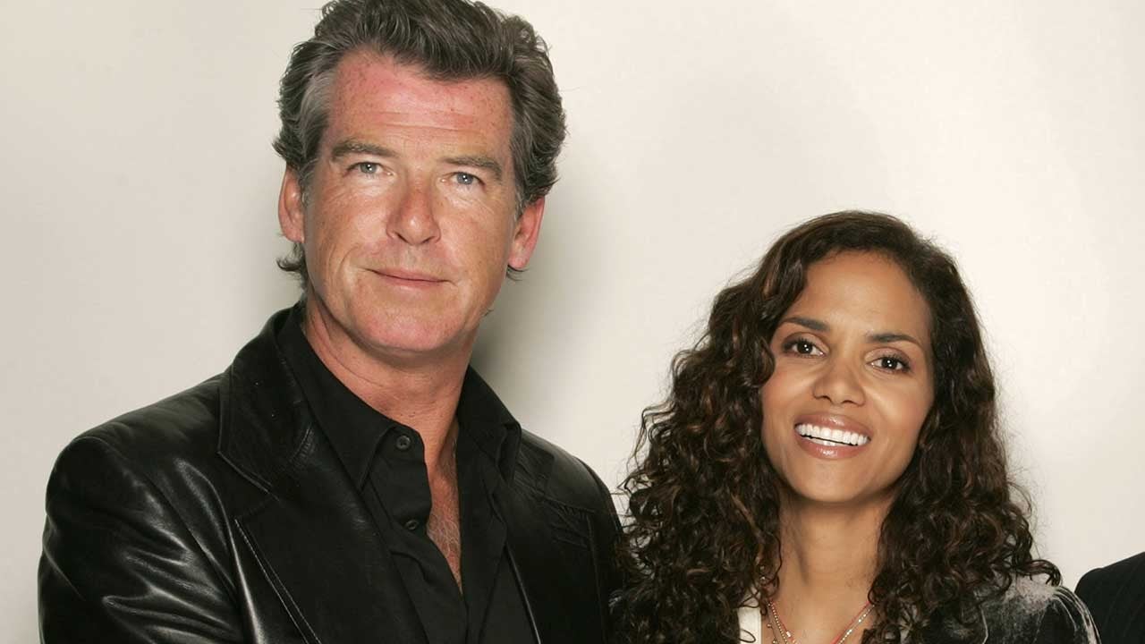 Pierce Brosnan mentette meg Halle Berry életét - Mafab.hu