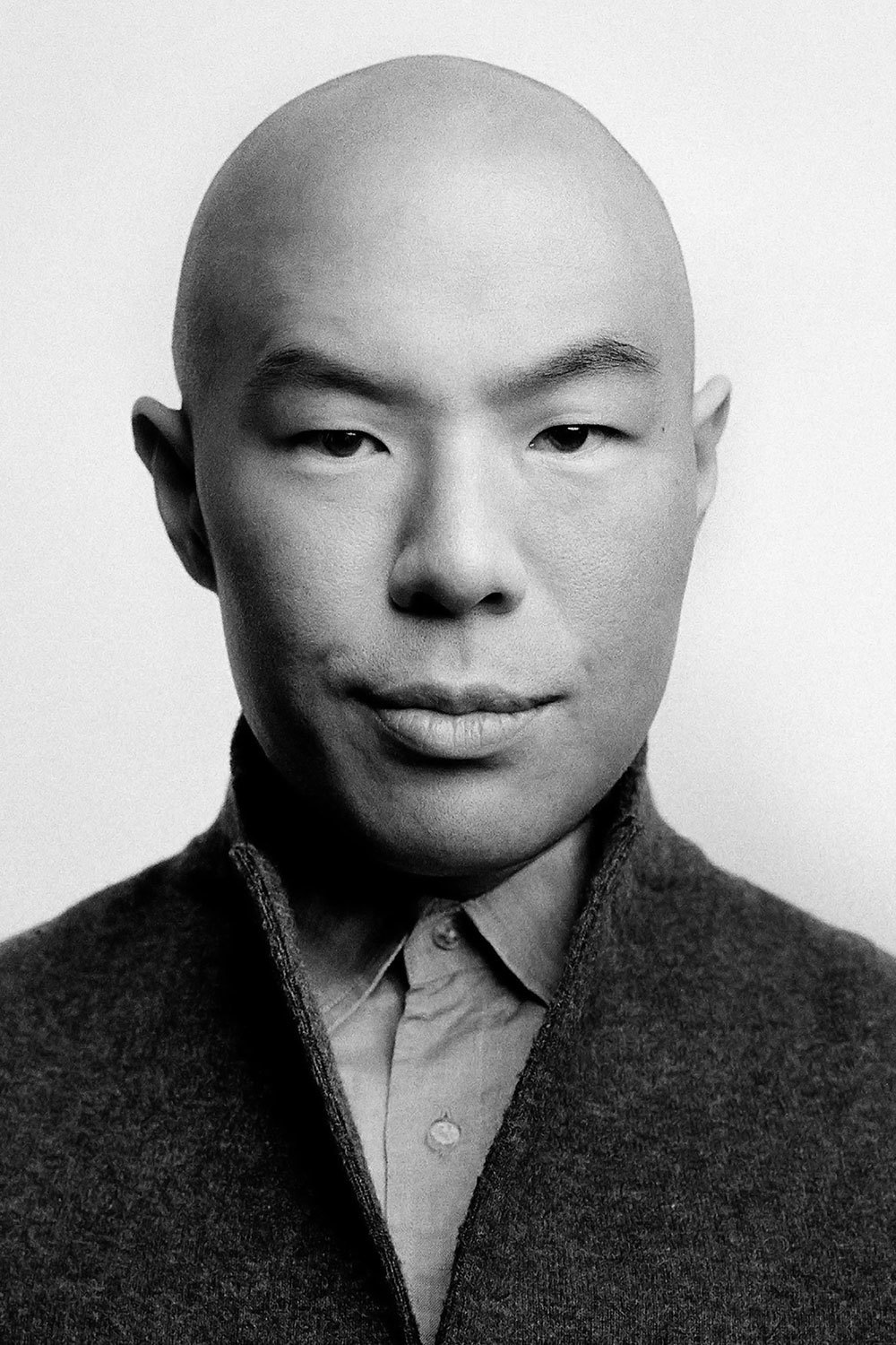 Hoon lee биография. Tong Hoon Lee. Хун ли актер Банши. Секия Биллман. Джоб (Хун ли).