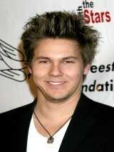 Scott Clifton